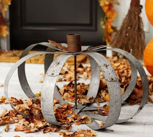40 Cozy Fall Crafts to Sell for Extra Income This Autumn